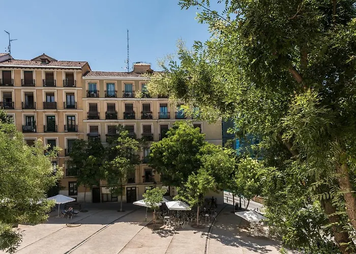 Plaza De La Paja